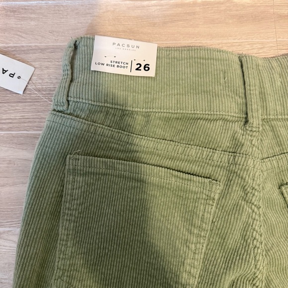 PacSun NWT Pistachio Green Corduroy Low Rise Bootcut Pants —Size 26 - Picture 7 of 11